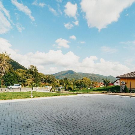 Apartman Na Palouku Povrly Εξωτερικό φωτογραφία