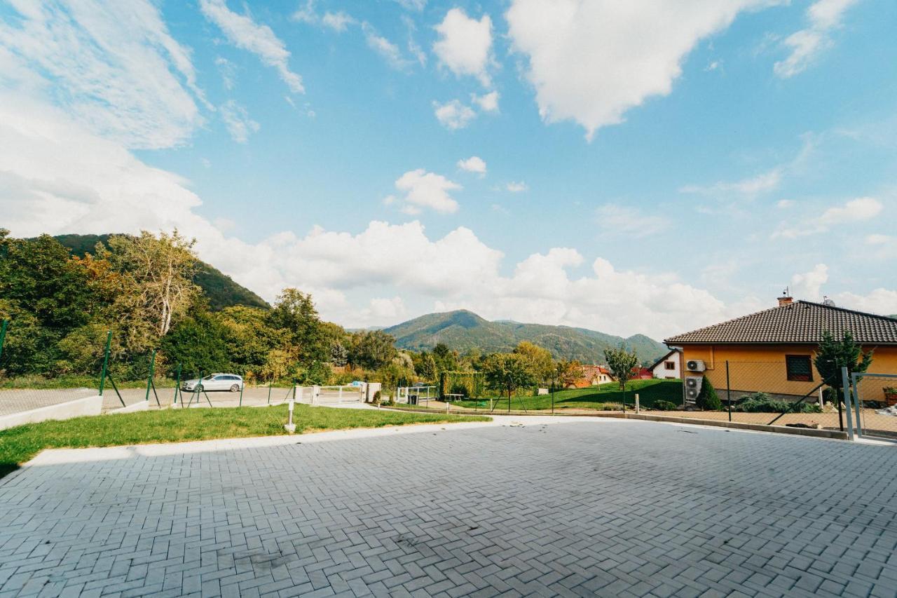 Apartman Na Palouku Povrly Εξωτερικό φωτογραφία